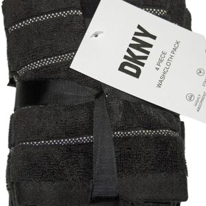 💕NWT DKNY WASHCLOTH SET💕4 PACK💕